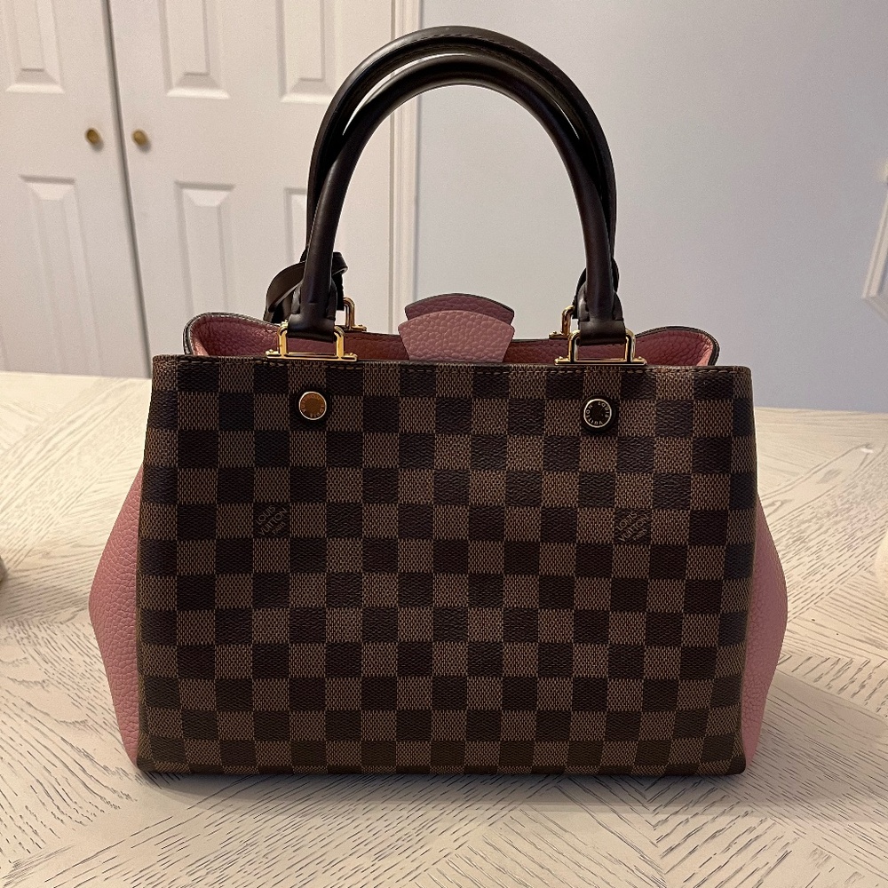 LOUIS VUITTON  Damier Ebene Cuir Taurillon Brittany Magnolia